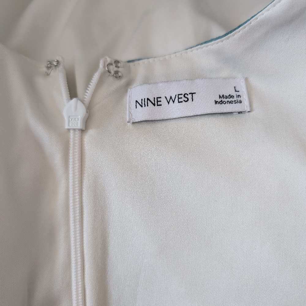 Nine West Cream Dress with Green Leaf Pattern - Picture 9 of 14